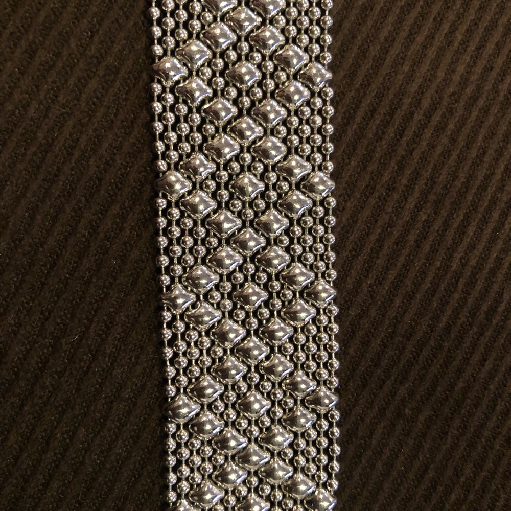 Liquid metal bracelet